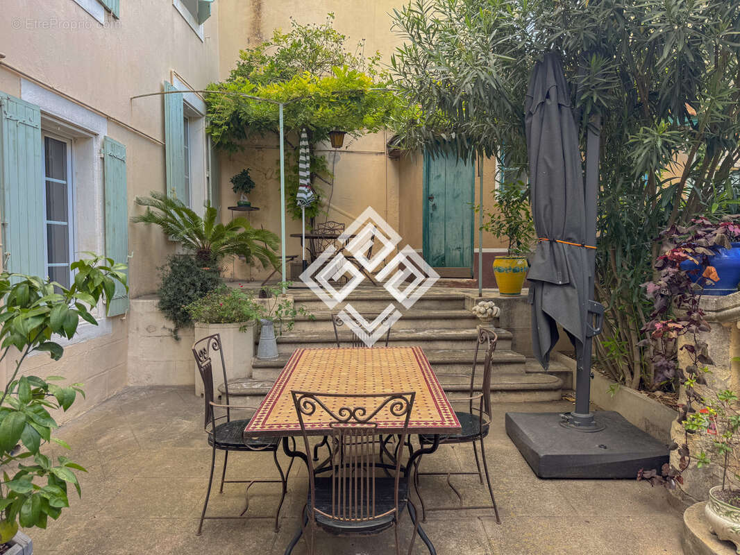 Maison de Maître restaurée avec élégance avec piscine - photo 47