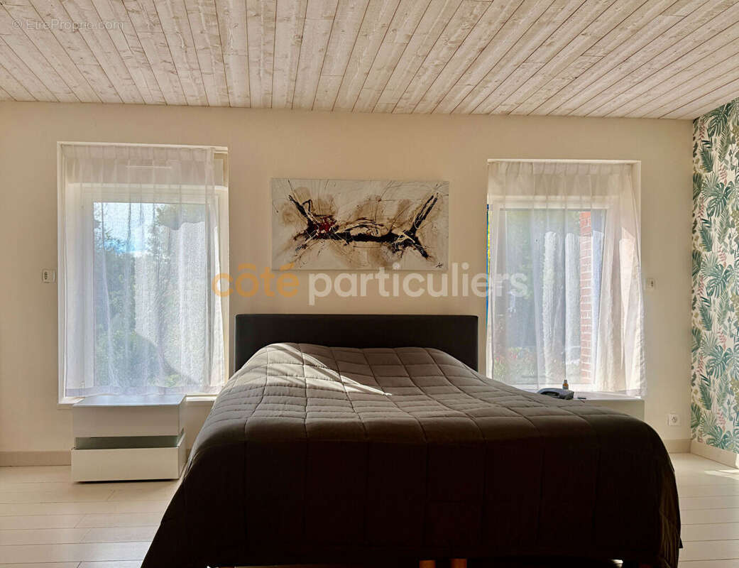 Maison à SAINT-GEORGES-DE-LIVOYE