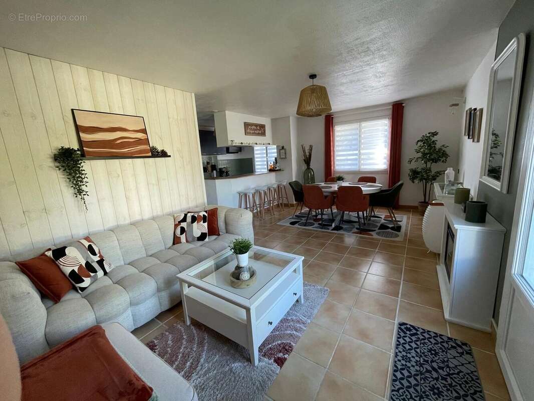 Maison à SAINT-SULPICE-DE-ROYAN