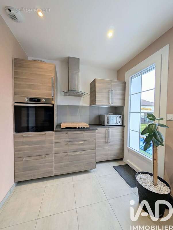 Photo 8 - Maison à YZEURE