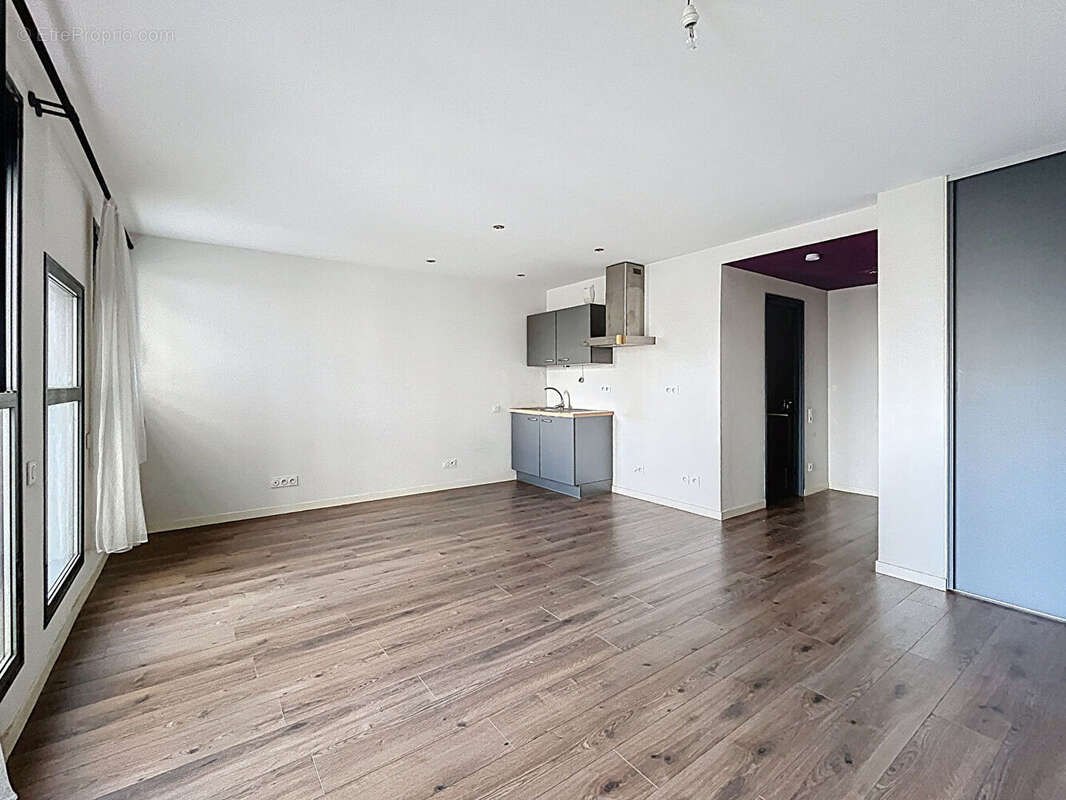 Appartement à SURESNES