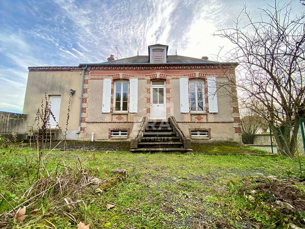 Maison à MONTCRESSON