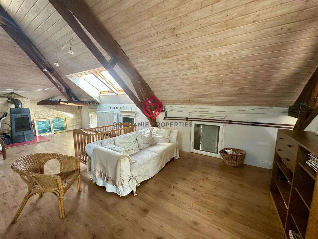 Propriété de Prestige avec Gîtes, Piscine et Fort Potentiel Touristique à Vendre près de Nogaro, Gers (Occitanie) - photo 20