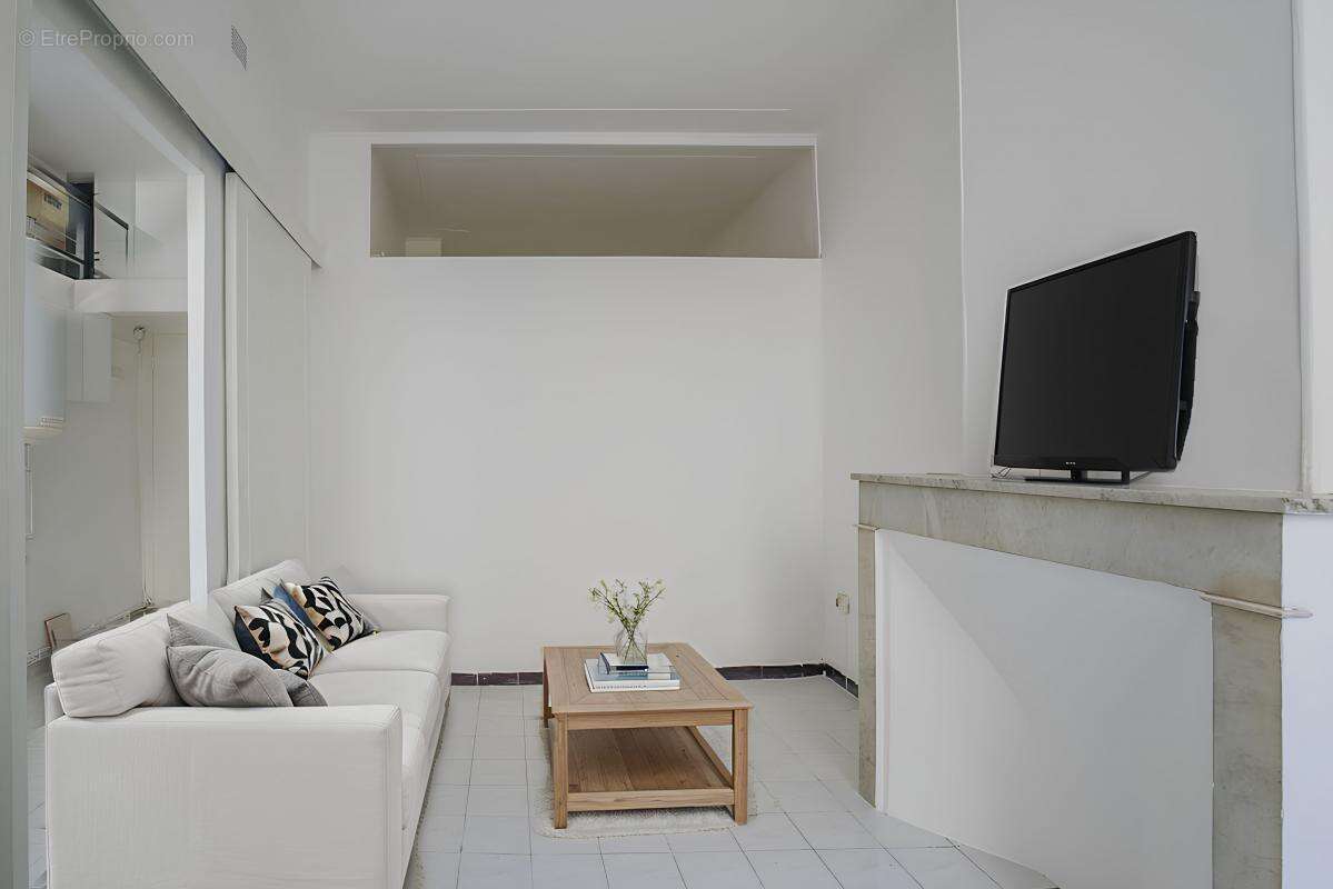 Appartement à MARSEILLE-2E