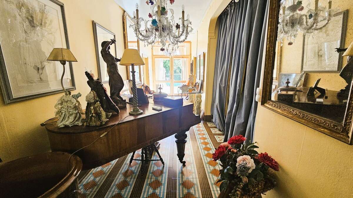 Maison de charme spacieuse dans village médiéval Caylus - photo 8