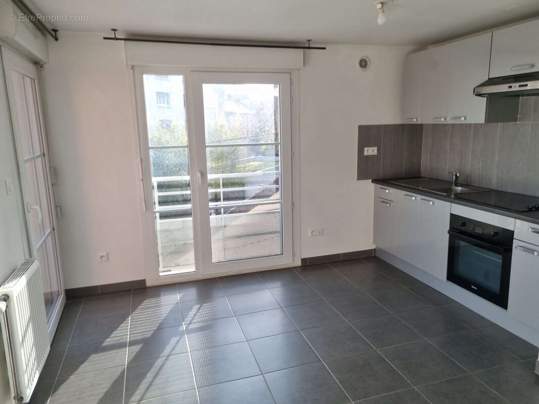 Appartement à SAVIGNY-SUR-ORGE
