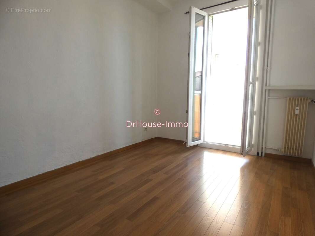 Appartement à MARSEILLE-10E
