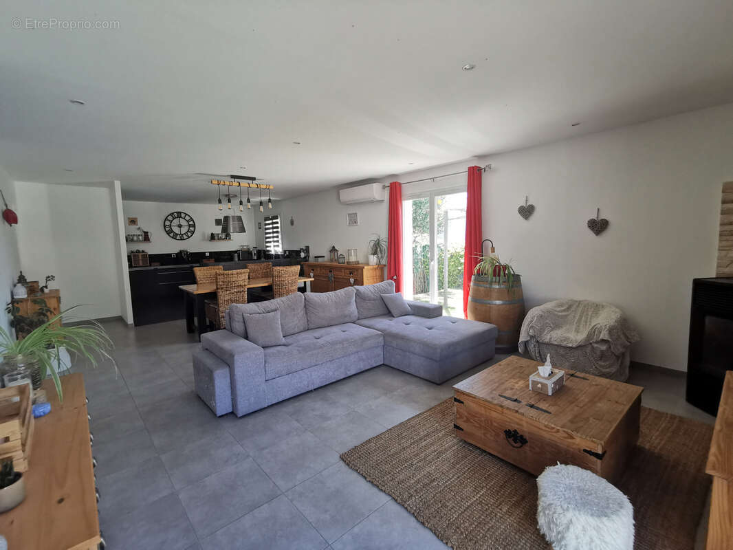 Maison à SAINT-MATHIEU-DE-TREVIERS