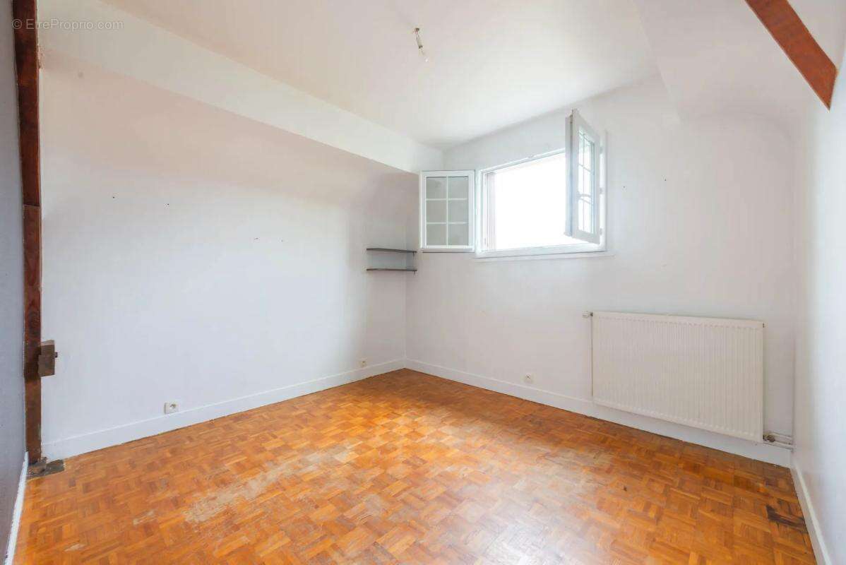 Maison à SAINT-GERMAIN-DE-LA-GRANGE