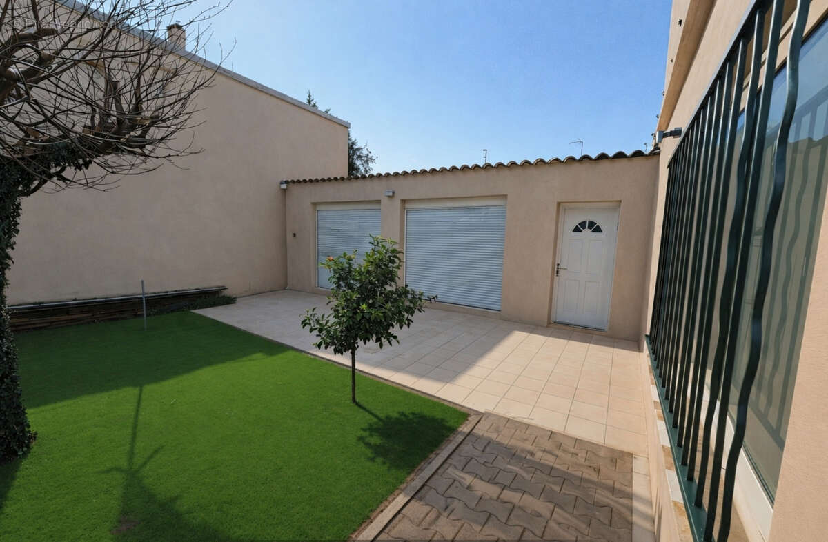 Appartement à PERTUIS