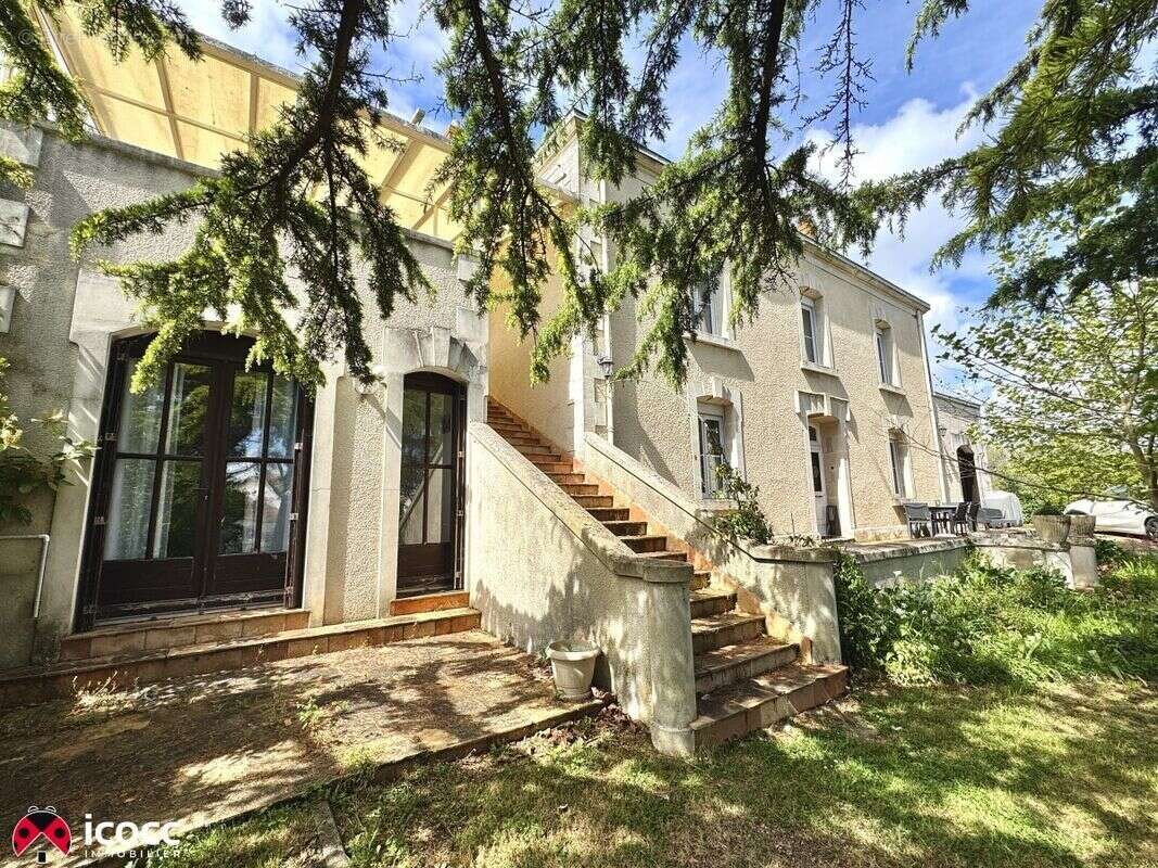 Maison à L'ILE-D'ELLE