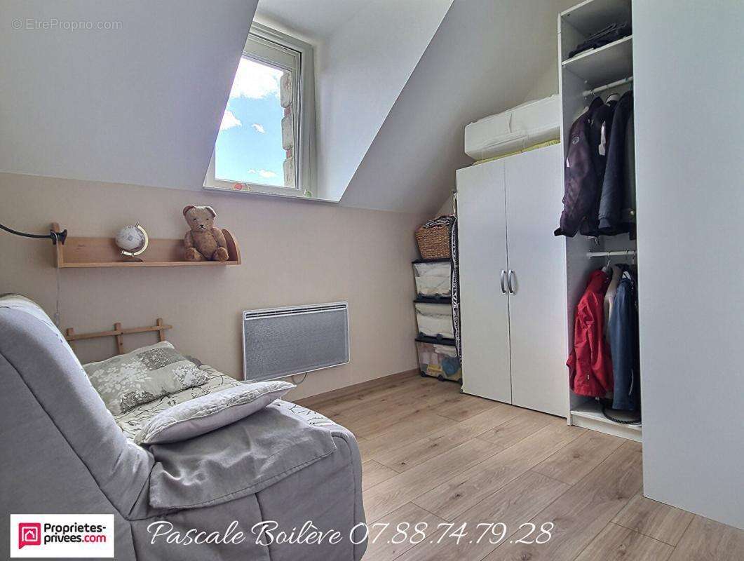 Maison de bourg - Courléon (49390) - photo 8