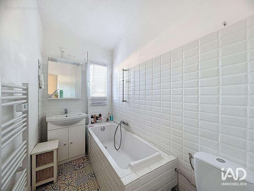 Photo 9 - Maison à LE ROURET