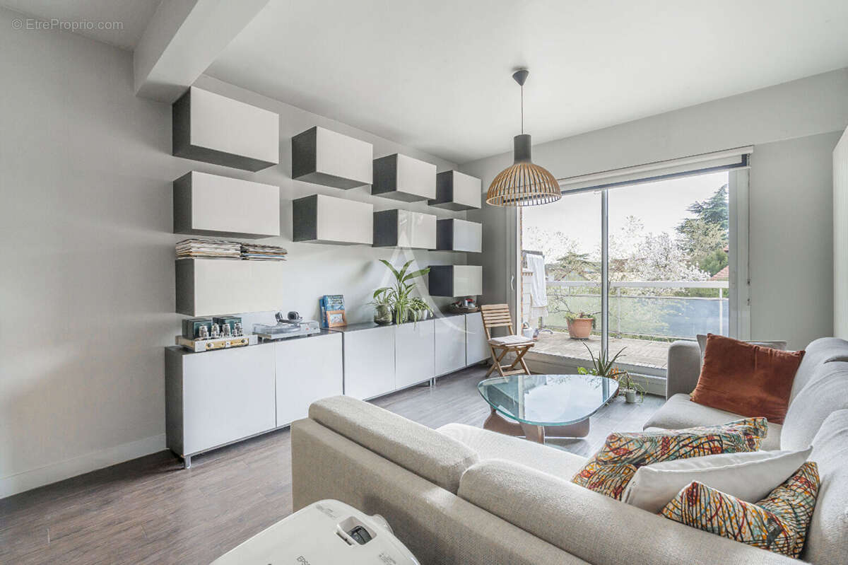 Appartement à GARCHES