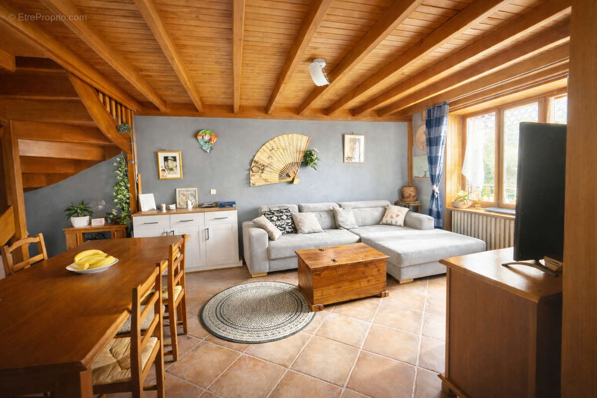 Maison à GRESY-SUR-ISERE