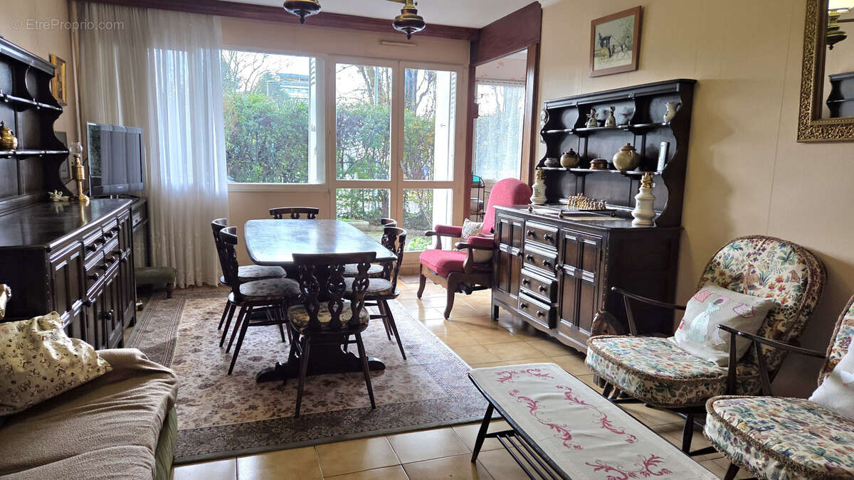 Appartement à BOISSY-SAINT-LEGER