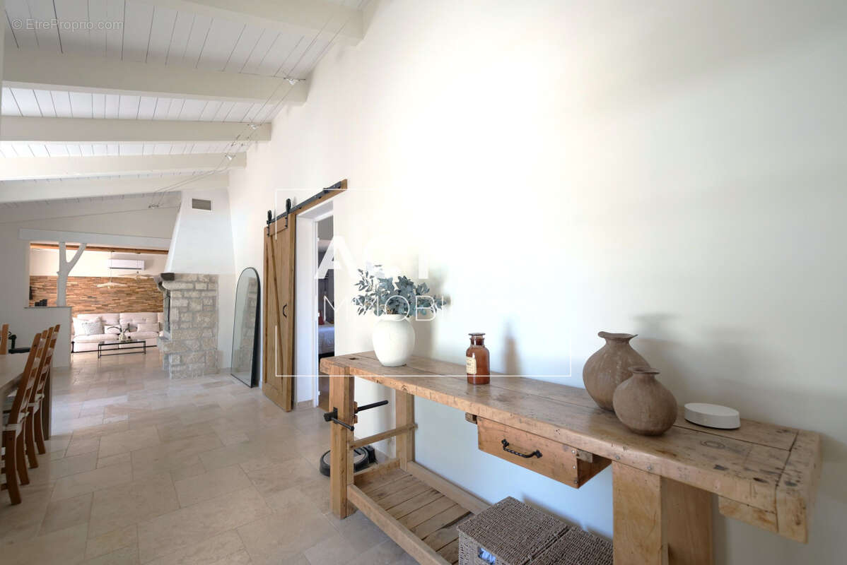 Maison 183 m² à Charleval  - photo 9