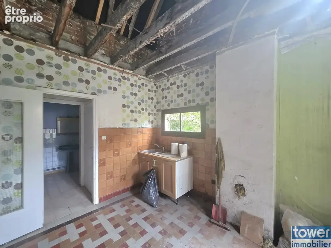 Maison 151 m2 à rénover   Beaux volumes, jardin et nombreuses possibilités - photo 8