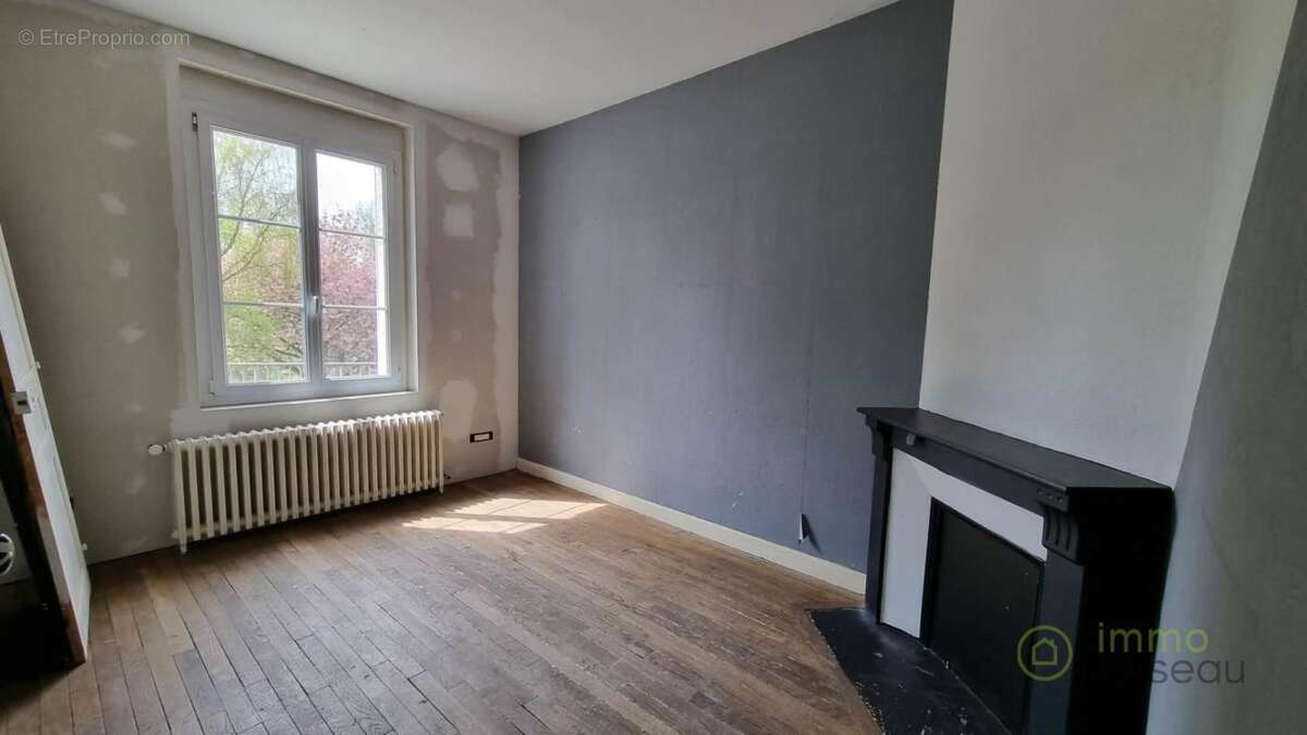 Maison à MONTDIDIER