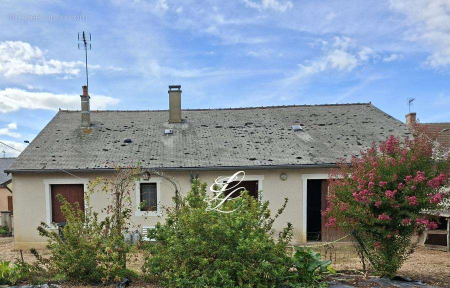 Maison à NOYEN-SUR-SARTHE