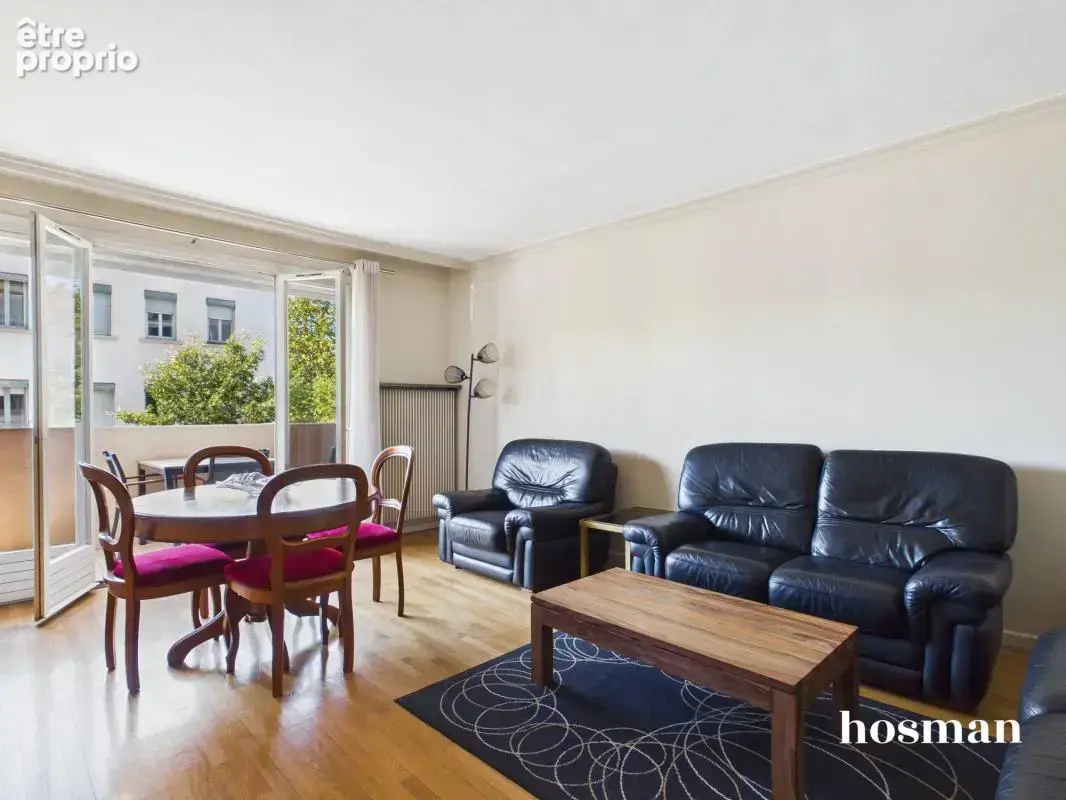 Appartement 4 pièces de 91 m² Carrez avec balcon de 8m2 et garage - Rue Frédéric Mistral/Place des Maisons Neuves - photo 1