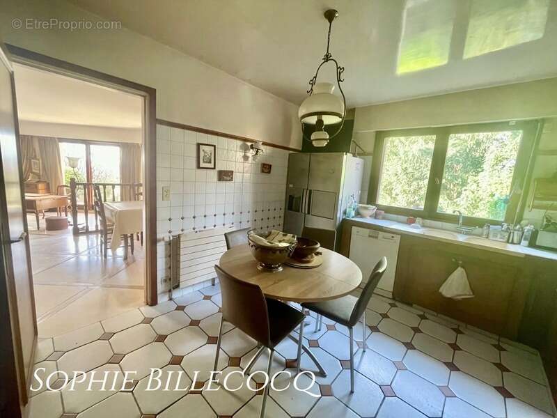 Maison 8 pièces, vue dominante, volumes rares et espace bien-être - Les Coteaux Argenteuil - photo 6