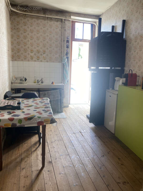 Maison à AIGRE