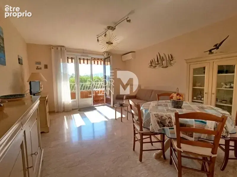 Appartement à SANARY-SUR-MER