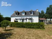 Maison à CHATEAUNEUF-DU-FAOU