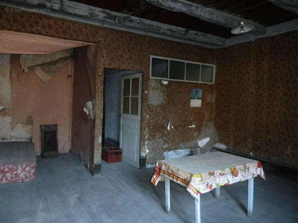 Maison à PUY-L'EVEQUE