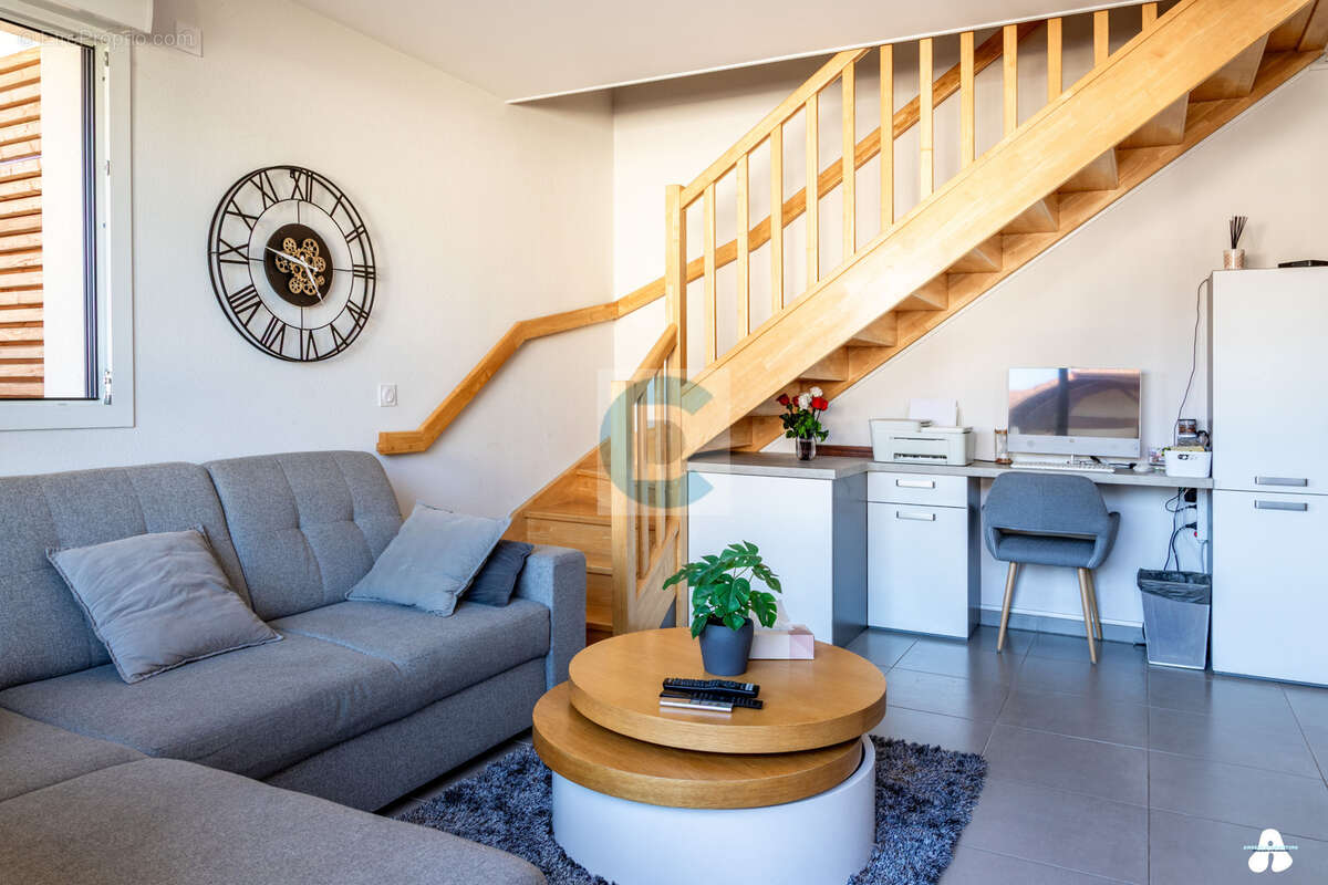 Appartement à ARTHAZ-PONT-NOTRE-DAME