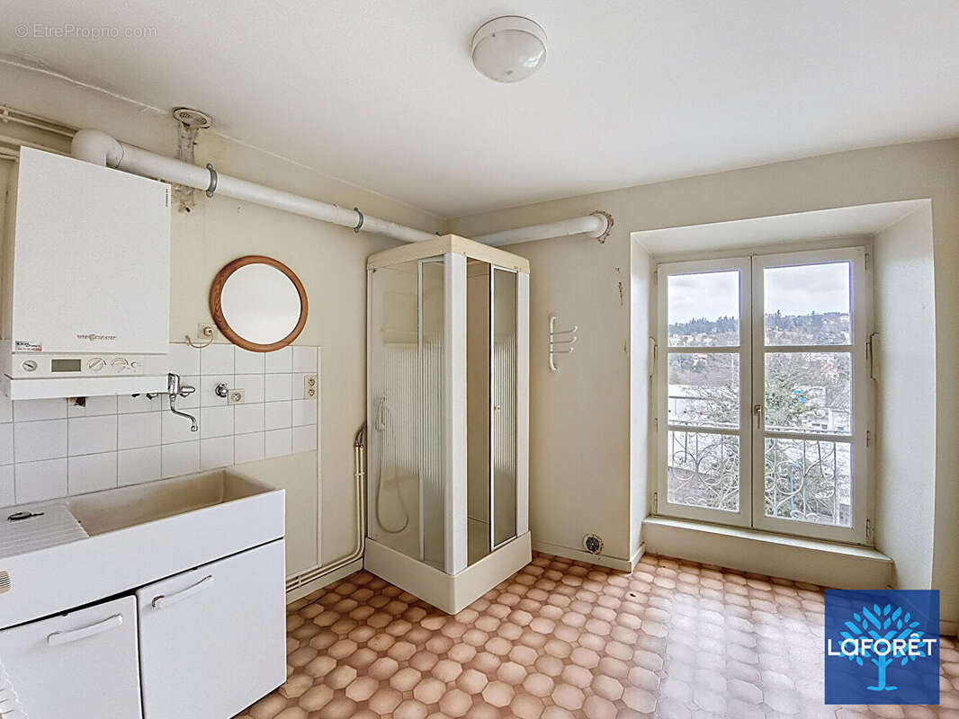 Maison à ESPALY-SAINT-MARCEL