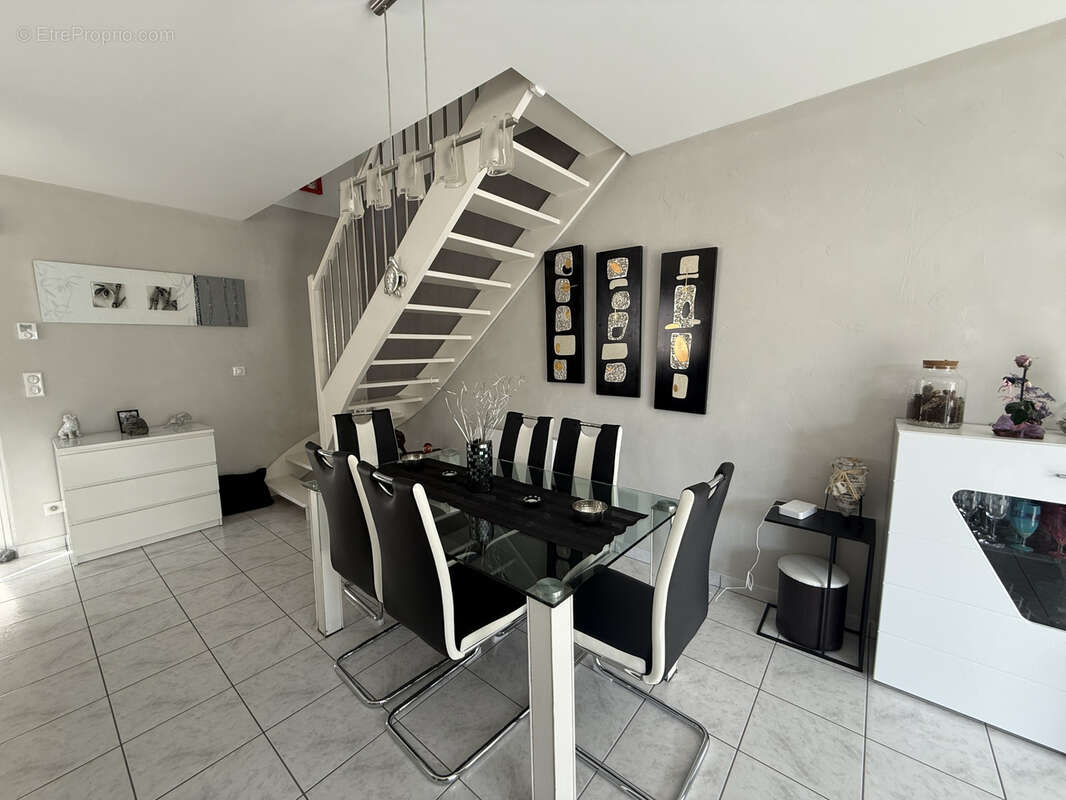 Maison à COULAINES
