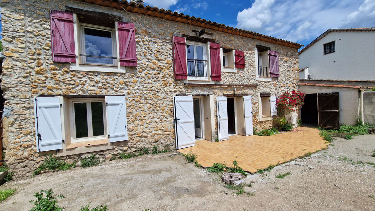 Maison à LORGUES
