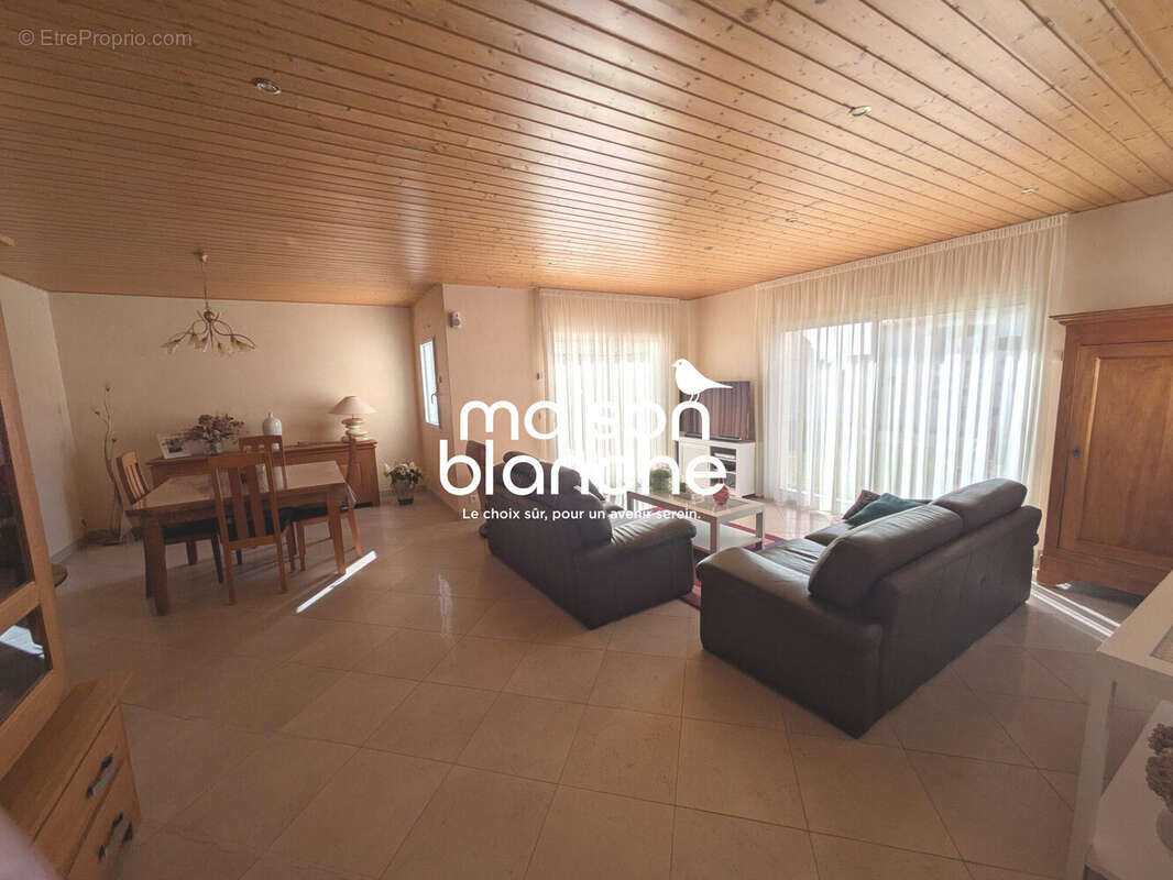 Maison à TALMONT-SAINT-HILAIRE