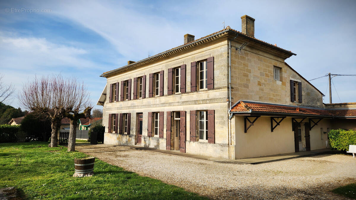 Maison à BAYON-SUR-GIRONDE