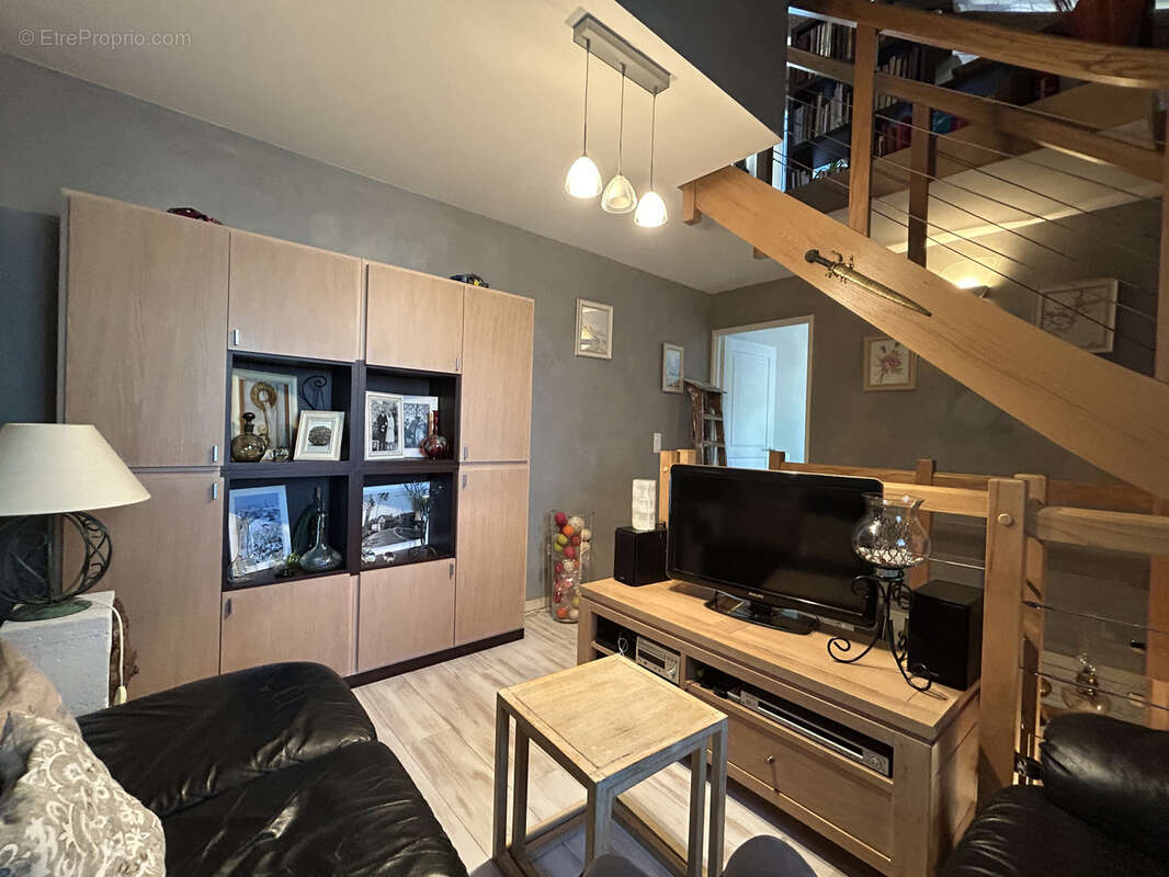 Appartement à NEYDENS