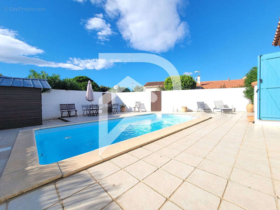 Maison à SAINT-CYPRIEN