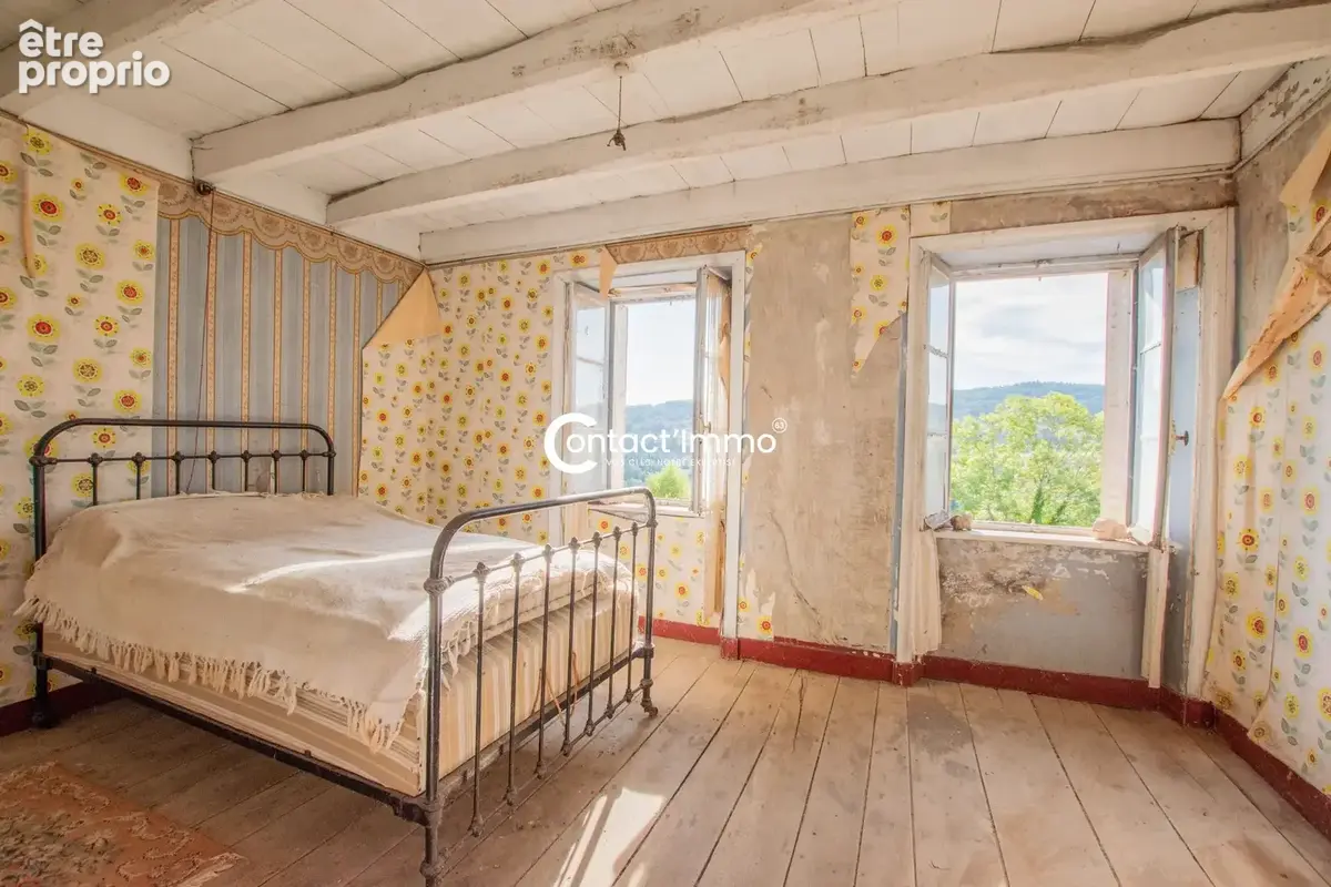 Maison 7 pièces 175 m² à vendre à Saint-Dier-D'auvergne (63520) - photo 9