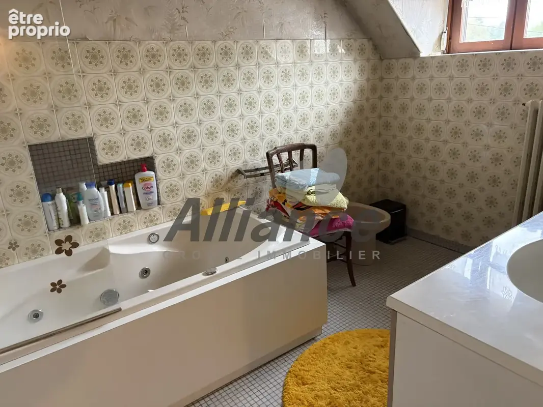 Ensemble  immobilier  a  luxeuil  les  bains - photo 9