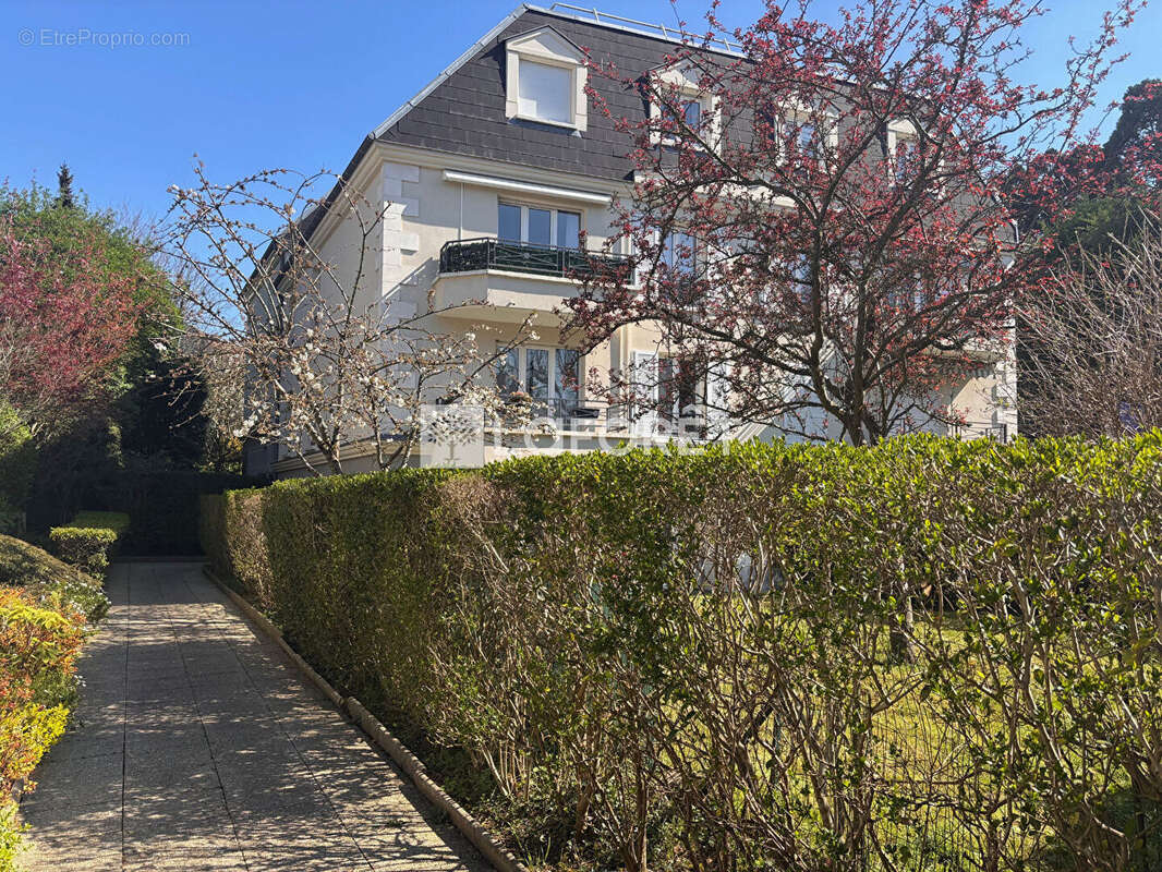 Appartement à LE RAINCY