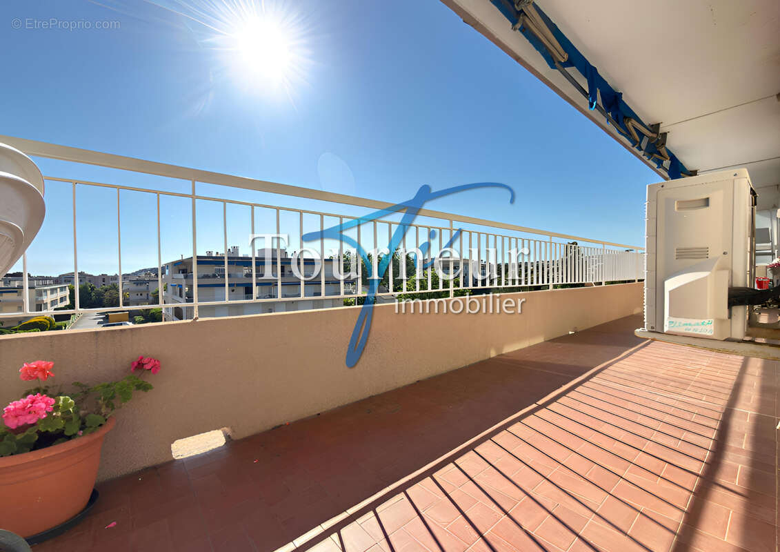 Appartement à SIX-FOURS-LES-PLAGES
