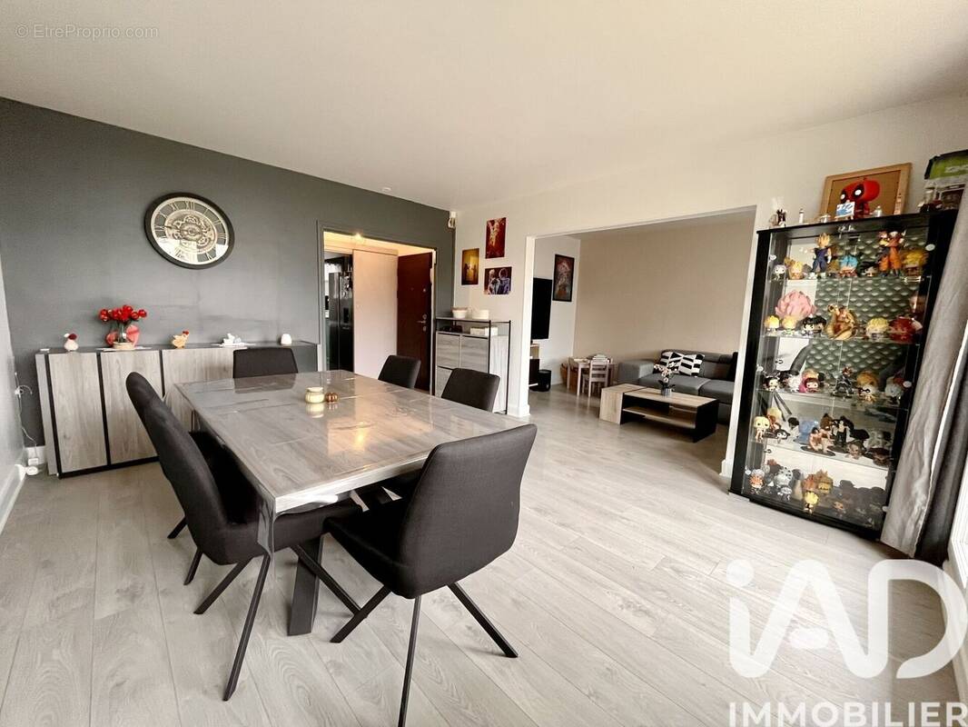 Photo 1 - Appartement à CORBEIL-ESSONNES