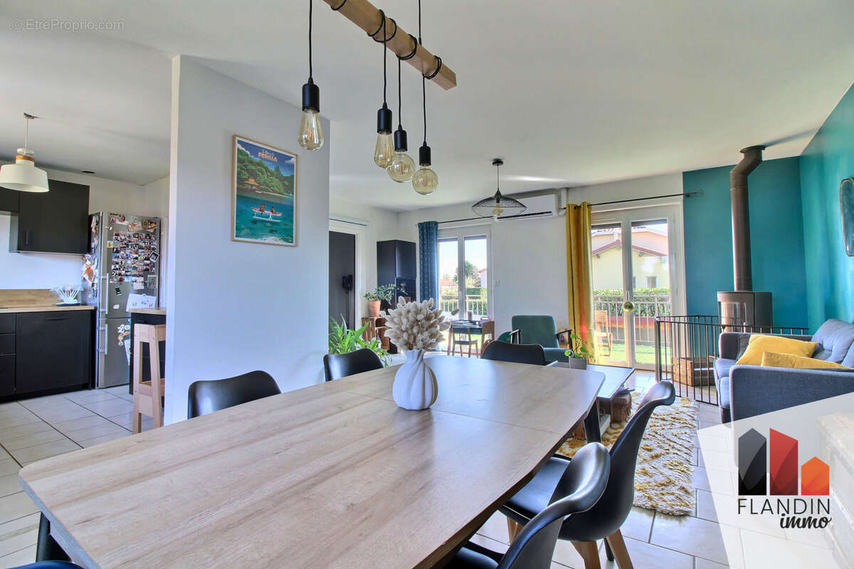 Appartement à VERNAISON