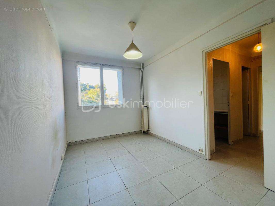 Appartement à MARSEILLE-13E