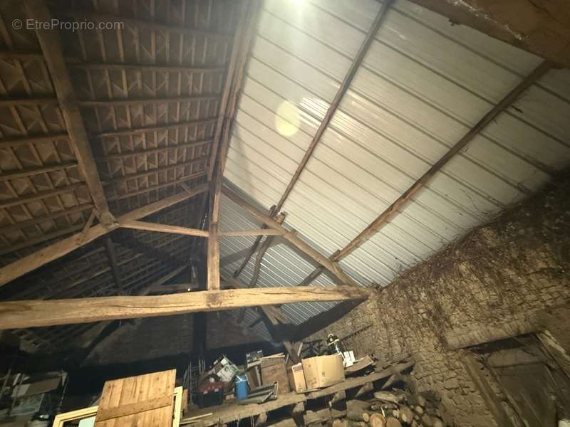 Maison à SAINT-LEGER-BRIDEREIX