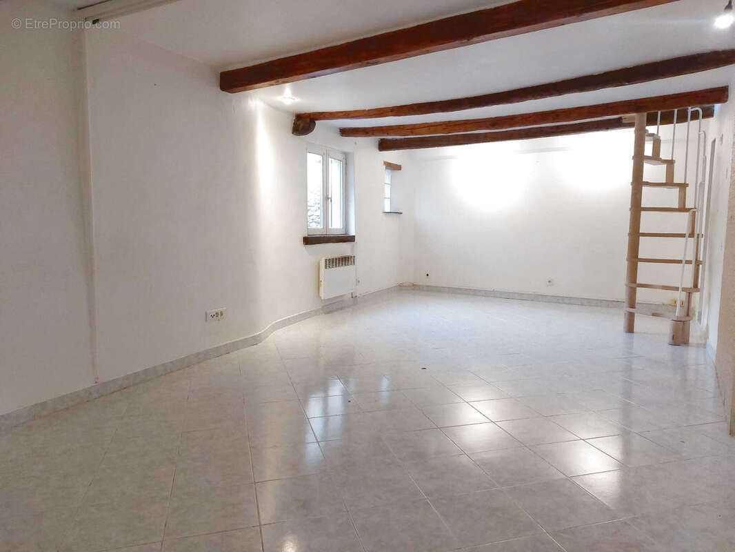 Appartement à BREIL-SUR-ROYA