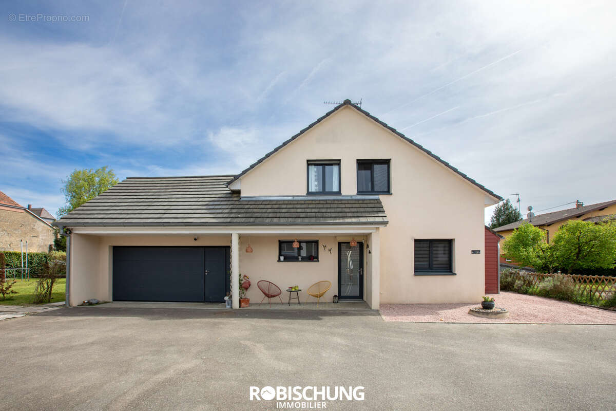 Maison à BALLERSDORF