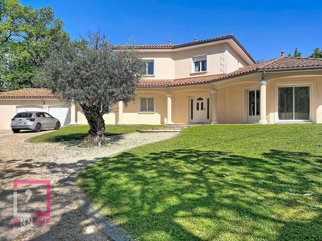 Maison à ROCHETAILLEE-SUR-SAONE