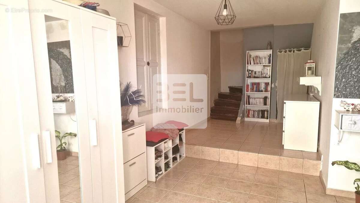 Appartement à CAIRANNE